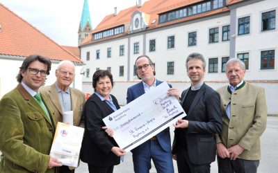 Rotary Augsburg spendet 20.000 Euro an St. Vinzenz-Hospiz