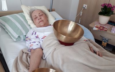 KlangZeit im Hospiz: Ein besonderes Entspannungsangebot